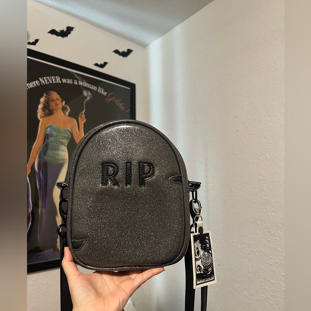 New Love pain and stitches tombstone rip crossbody bag